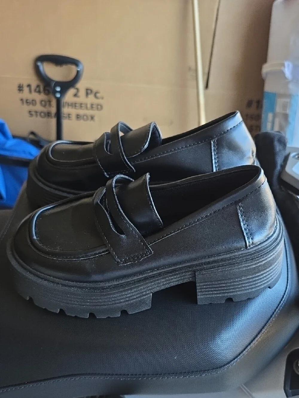 Black Leather  Loafers - Classic Slip-On Style